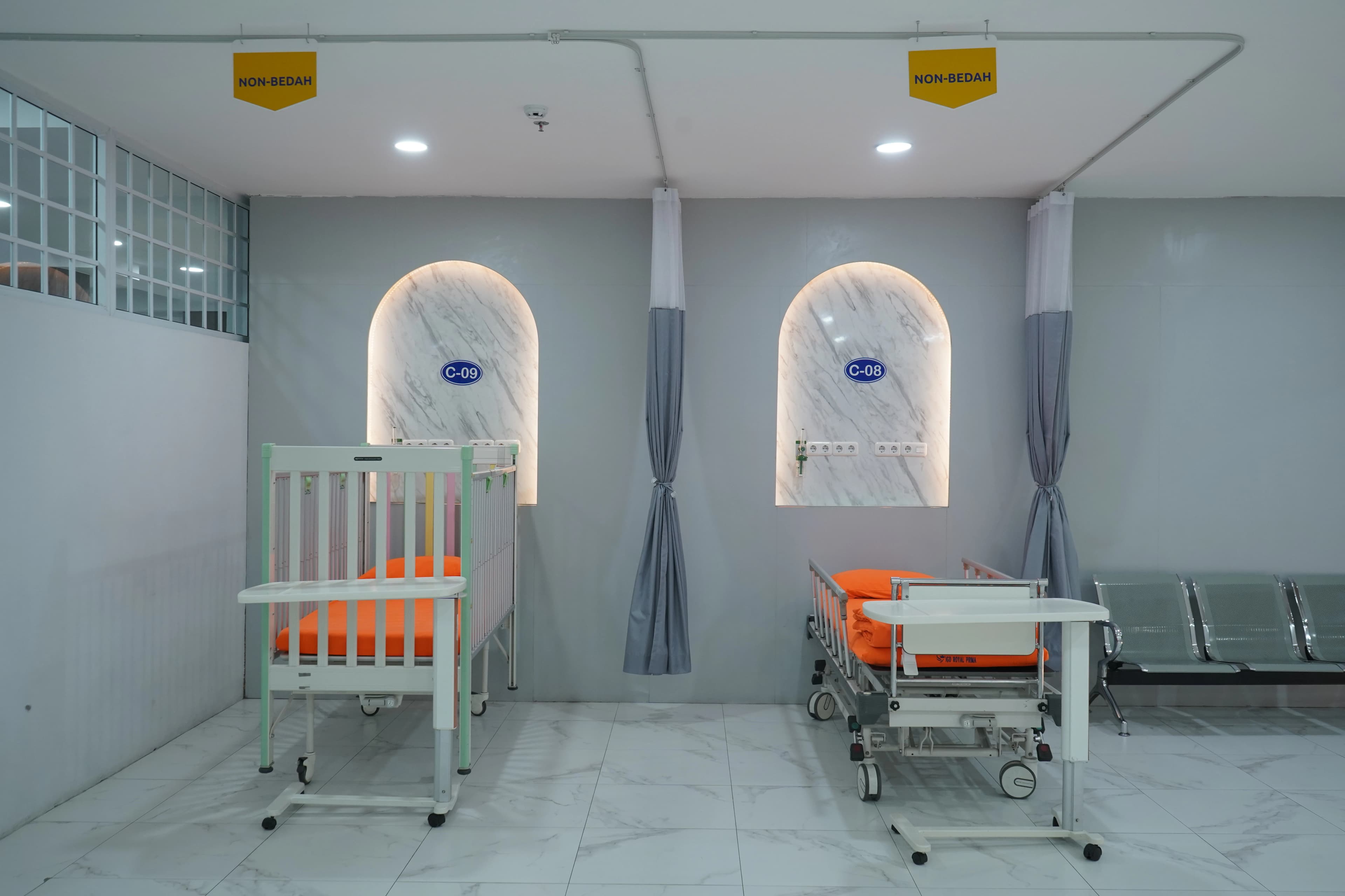 Fasilitas medis Instalasi Gawat Darurat RSU Royal Prima Medan