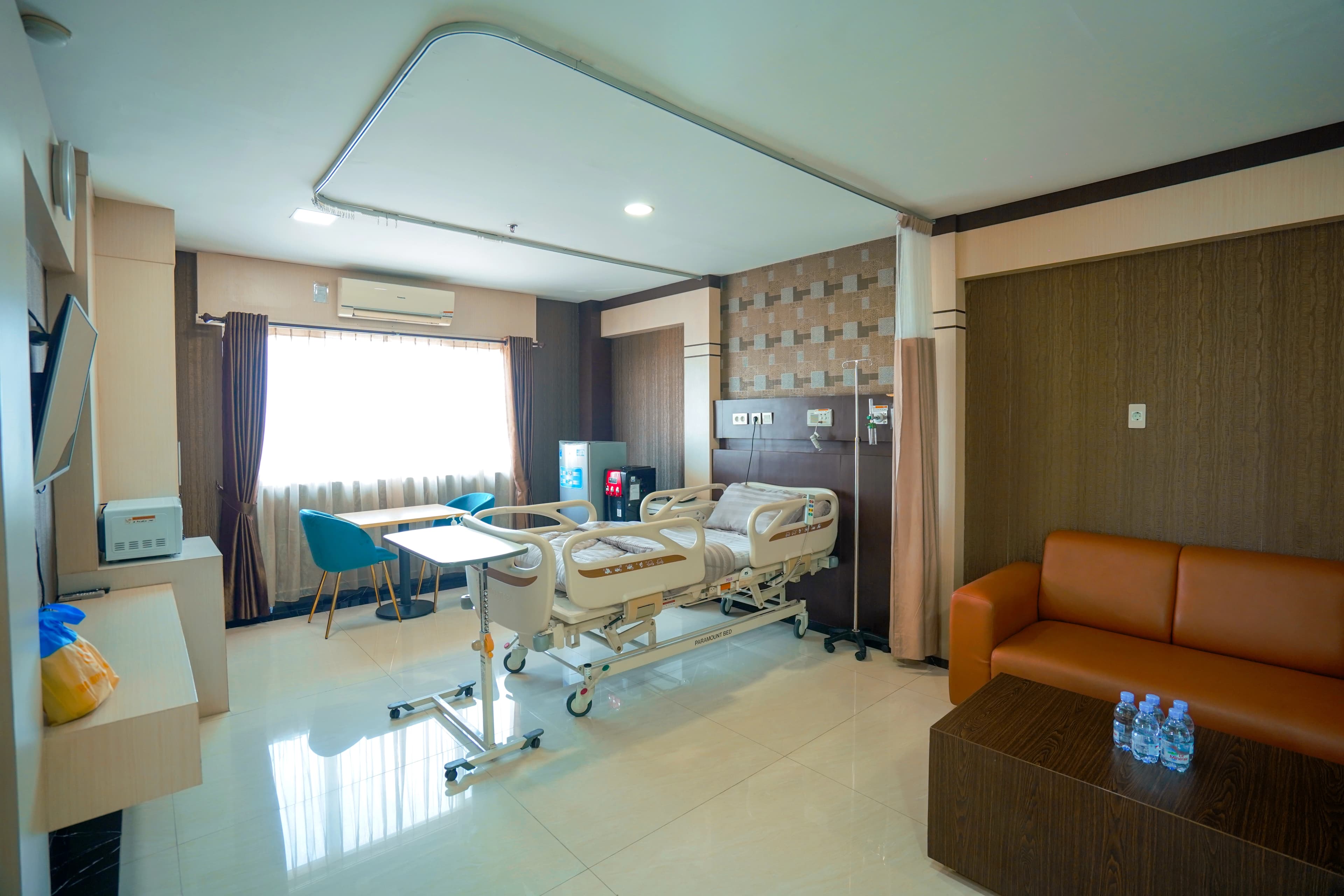 Kamar Eksekutif RSU Royal Prima Medan